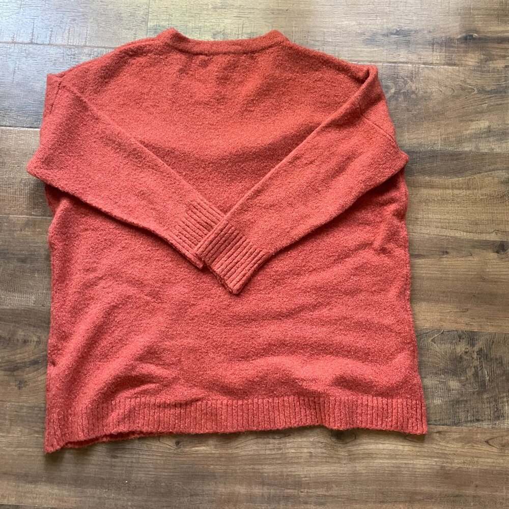 French Connection Rust Red V-Neck‎ Sweater – Size Small - Picture 7 of 9